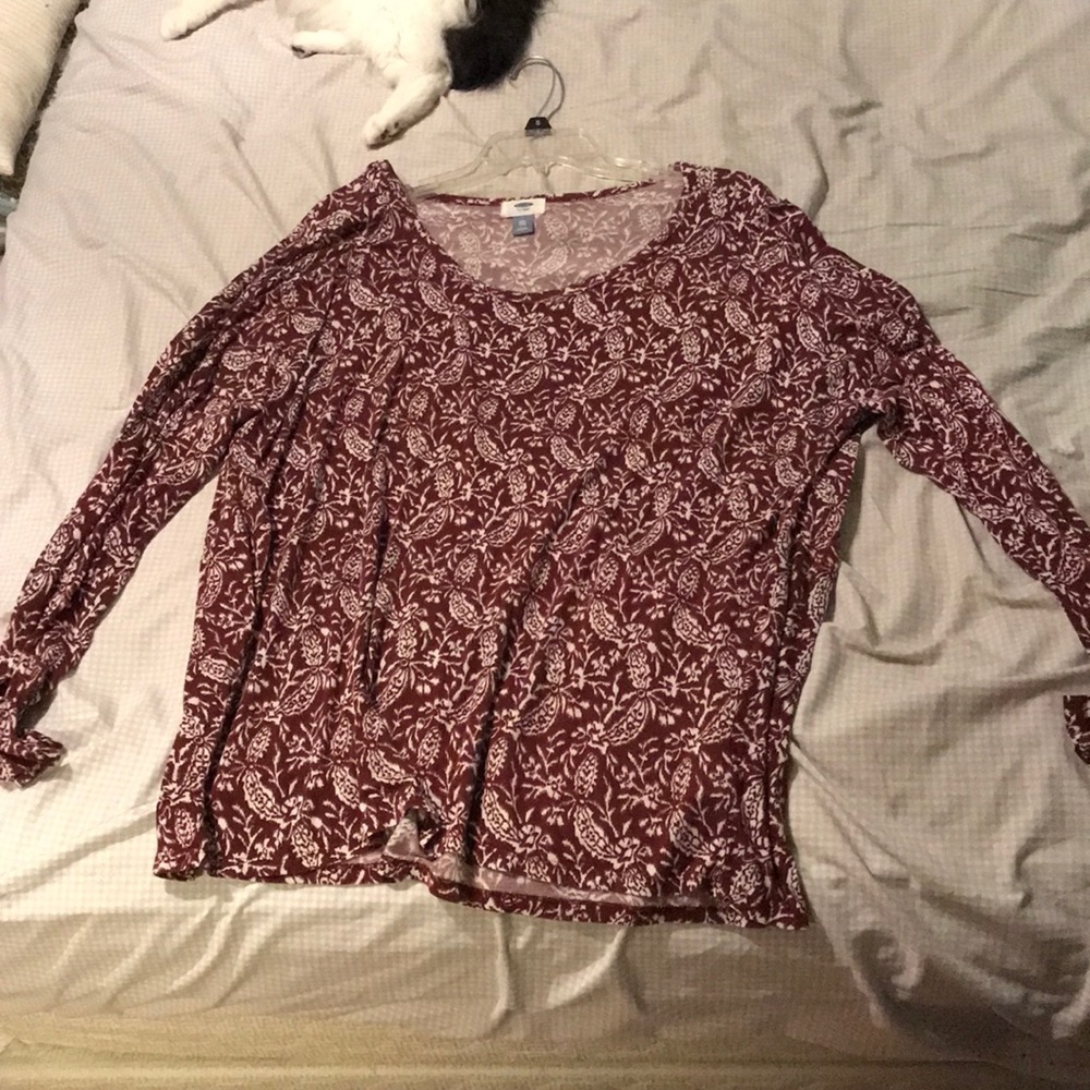 Red stretchy shirt!